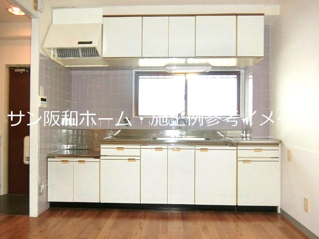 ロイヤルエッグYAO キッチン