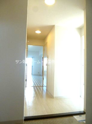 シャルマンシェソワ 玄関