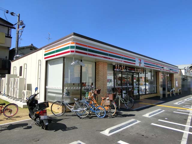 ニュータウン中田 コンビニ