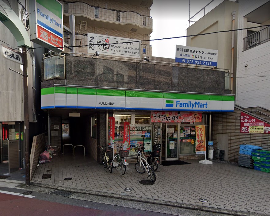 ラクール北本町 コンビニ