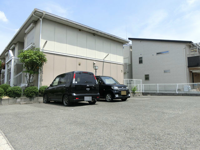 オーキッドハイツⅡ 駐車場