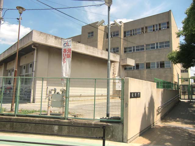 セジュール輪 小学校