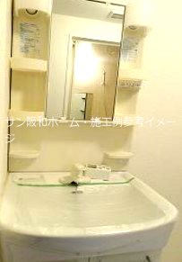 リラスクエア八尾宮町 洗面所