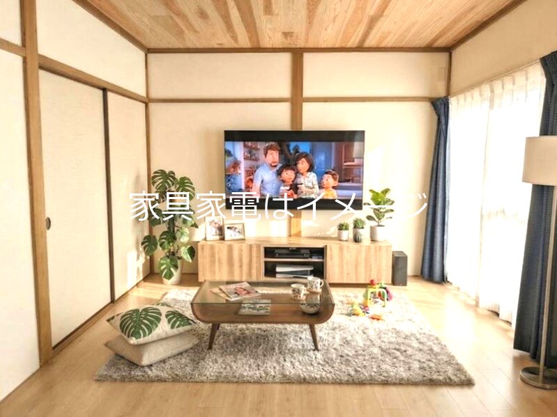 八尾市南本町9丁目戸建て リビング