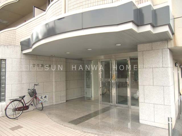 サチ東山本 エントランス