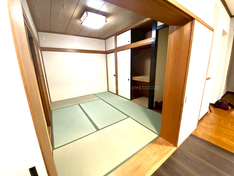 八尾市高安町南貸家 リビング