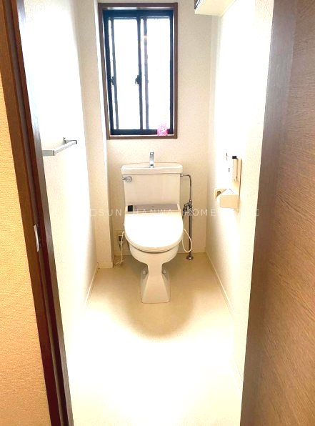 八尾市高安町南貸家 トイレ