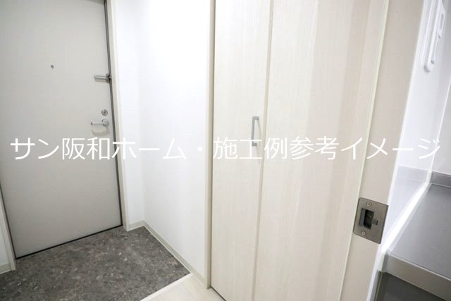 クリエオーレ若草町１ 玄関