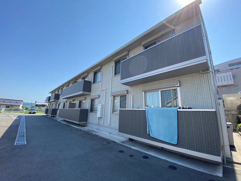 パステル城山 外観