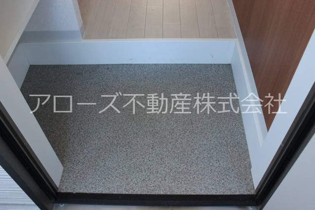 ヴィラ　リヴィエールⅡ 玄関