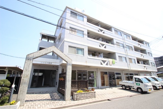 ハイネス鴨原 外観