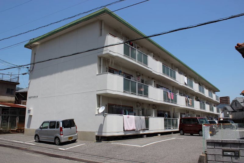 吉兆マンション 301号室 外観