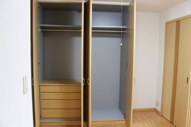 Riverside Court その他4