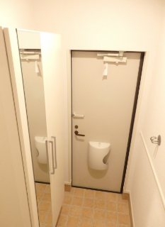 グローリアス 玄関