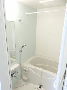 グローリアス 風呂画像