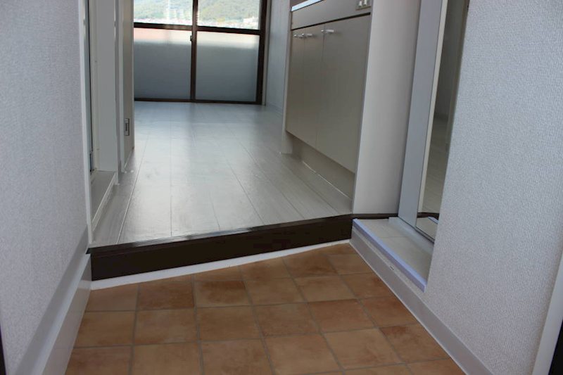 メゾンドール.ミト 玄関