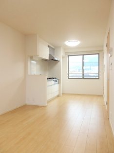 クオーレ　コイン通り リビング