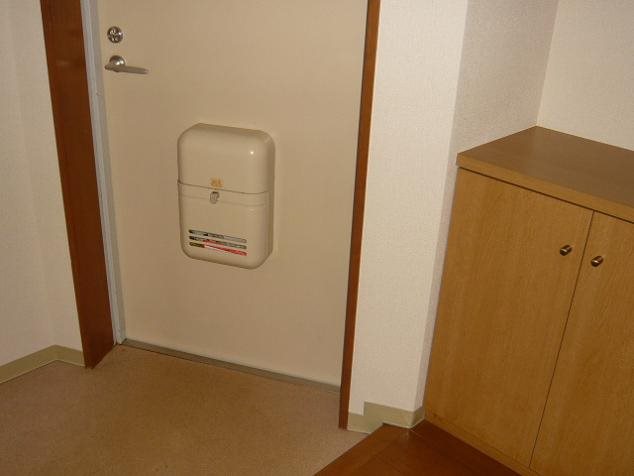 ヴェルテ皆賀 玄関