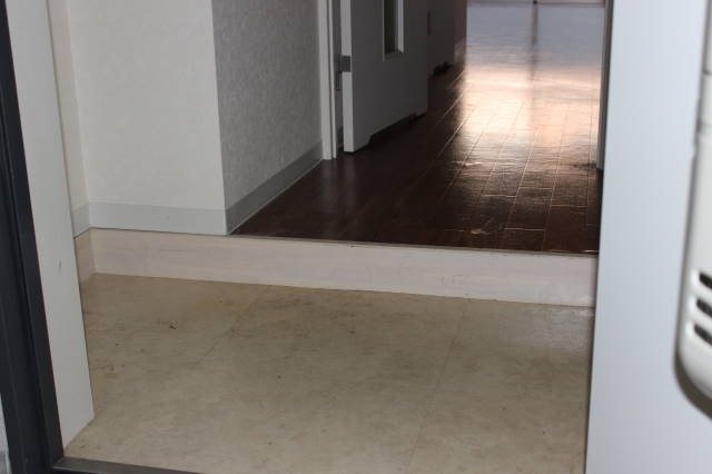 AXiS(アクシス)大塚西 玄関