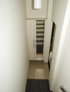 美都エルシティ 玄関