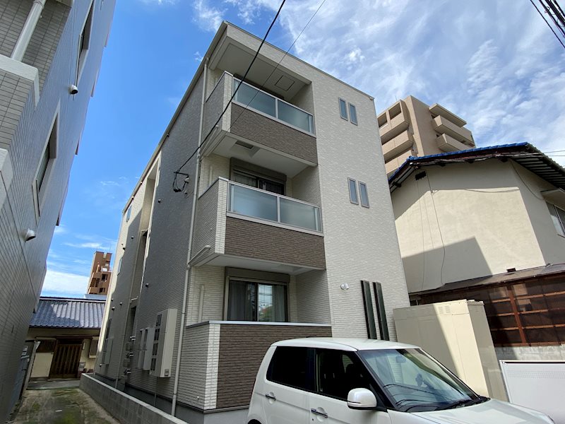 Regalest R.N 五日市 外観