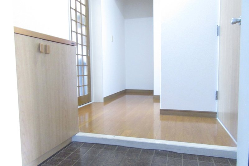 第５真屋ビル 玄関