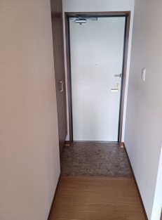 プラザ初雪 玄関