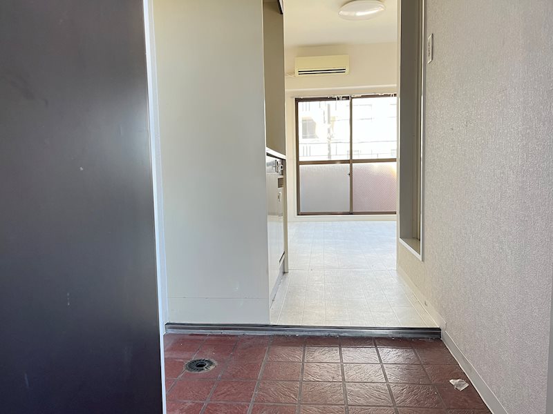 K・B・M三筋 玄関