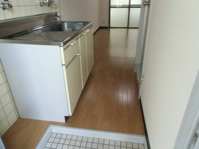 サンライズ千同A 玄関