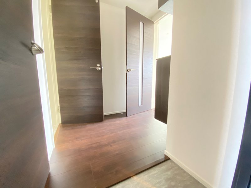 シャインライズ楽々園 玄関