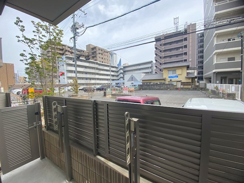テラ五日市駅 ベランダ
