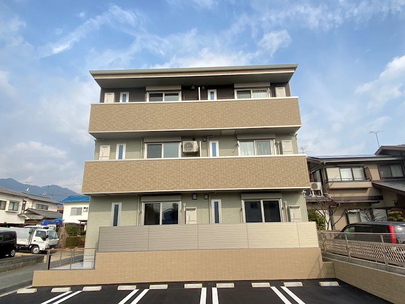 カーサ三筋 302号室 外観