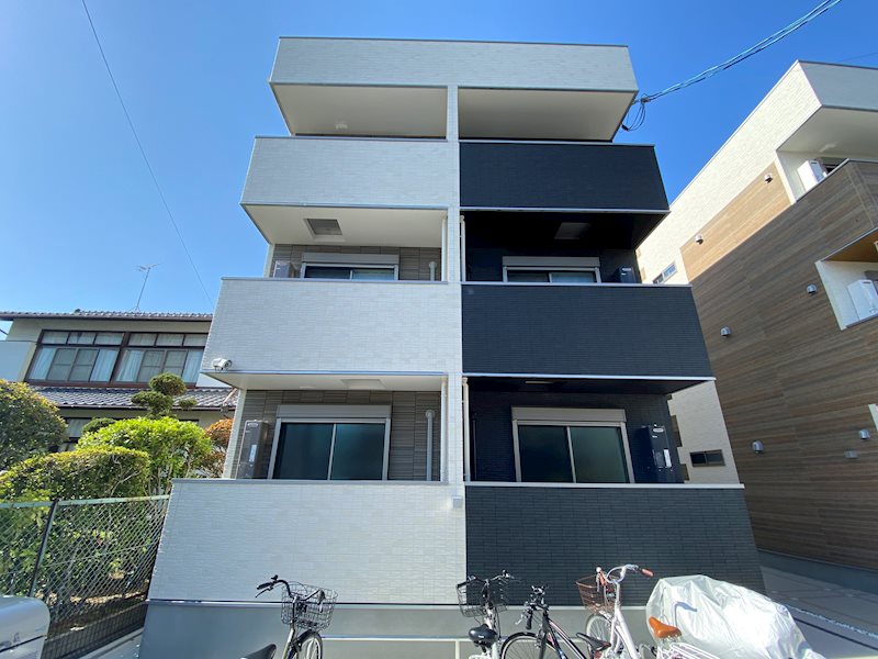 ＭＯＶＥ楽々園ＷＥＳＴ 外観