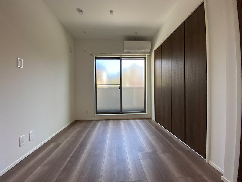 MOVE楽々園EAST ベッドルーム