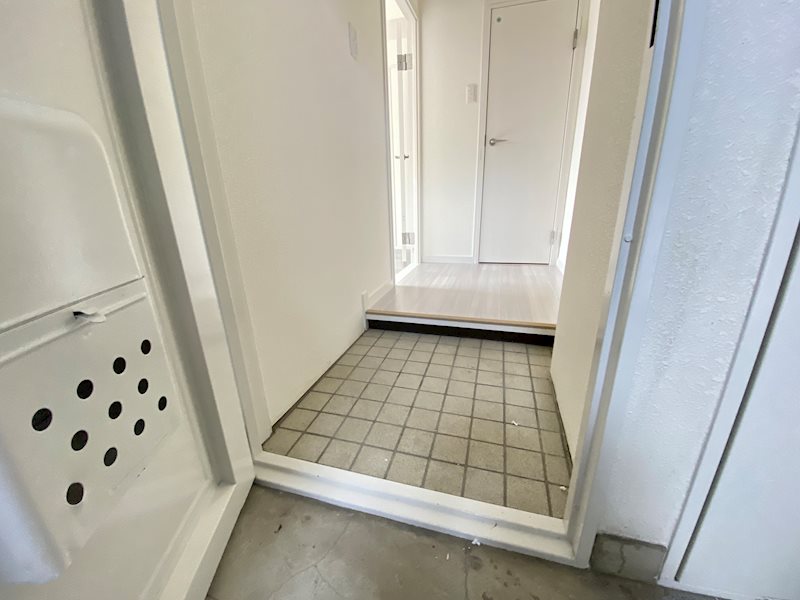 古川ビル　 玄関