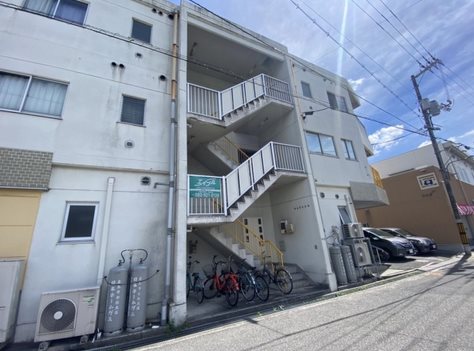 千同ビル 304号室 外観