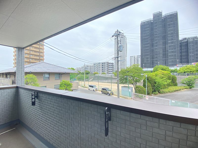 メゾンドルポ吉見園 ベランダ