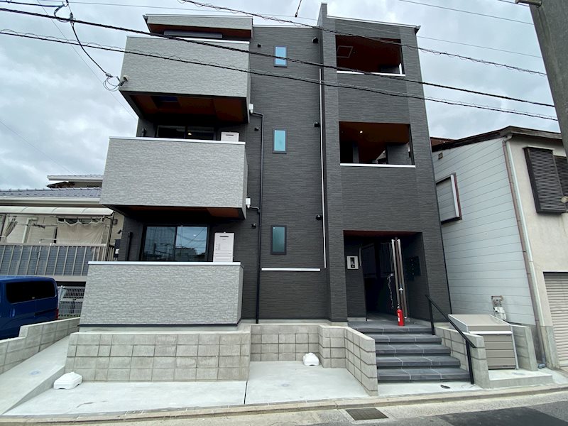 Regalest-S L'Arc V 外観