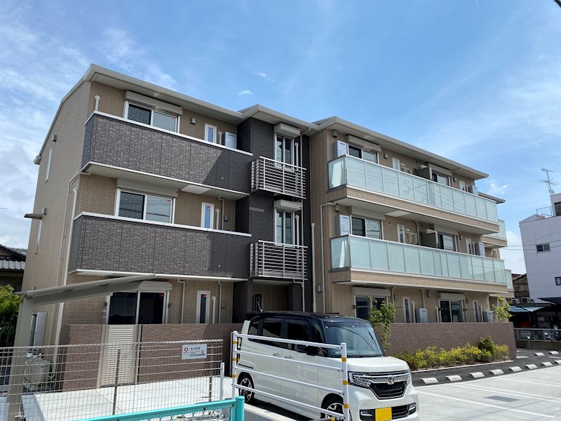 Ｃｌａｉｒ楽々園 外観