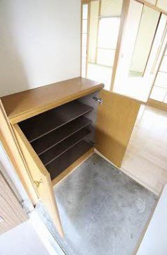 松田アパート 玄関