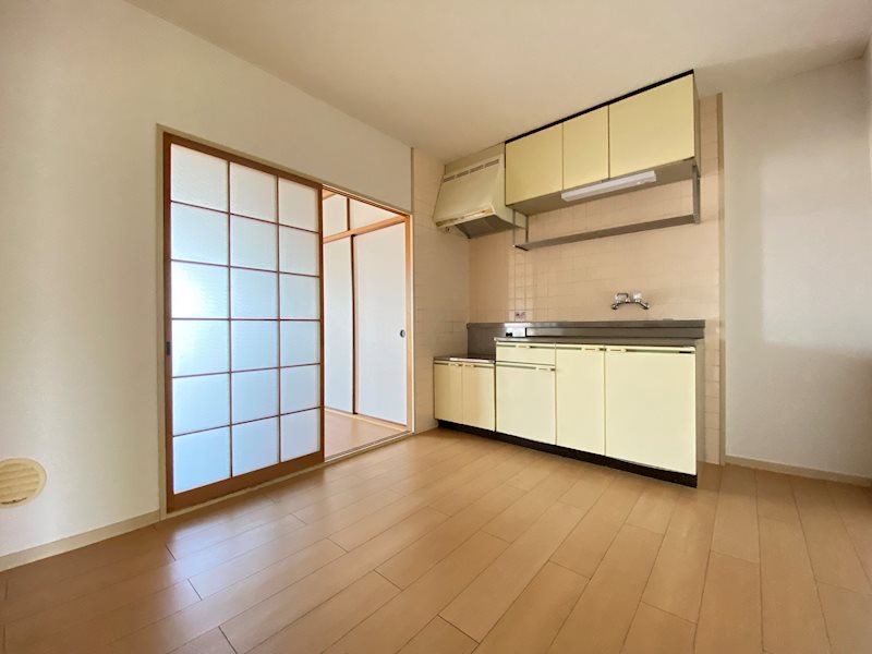 ニューマリッチフジモト リビング