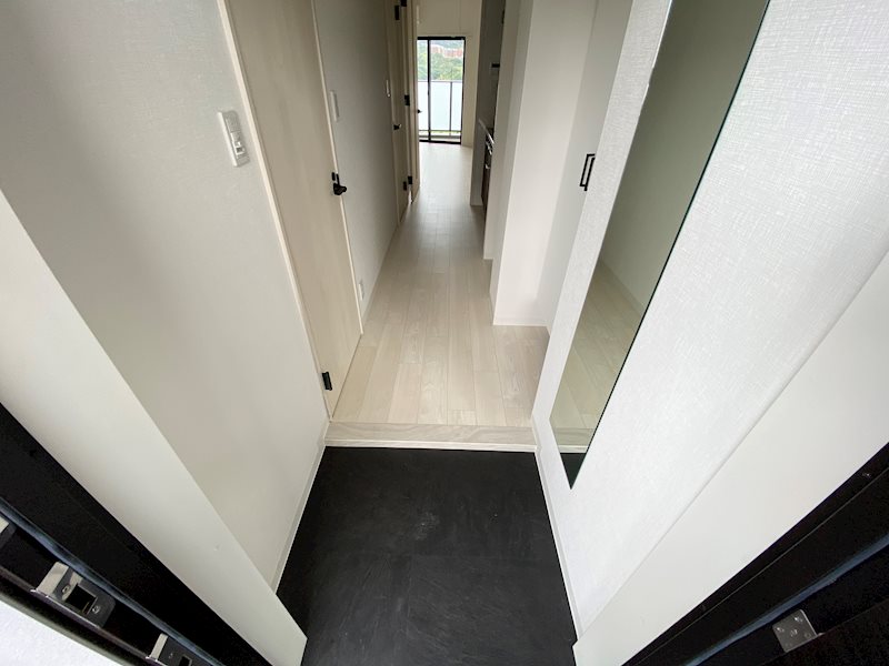 レジスタ大塚西 玄関