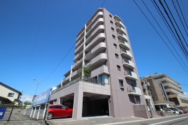 イワーサ楽々園 外観