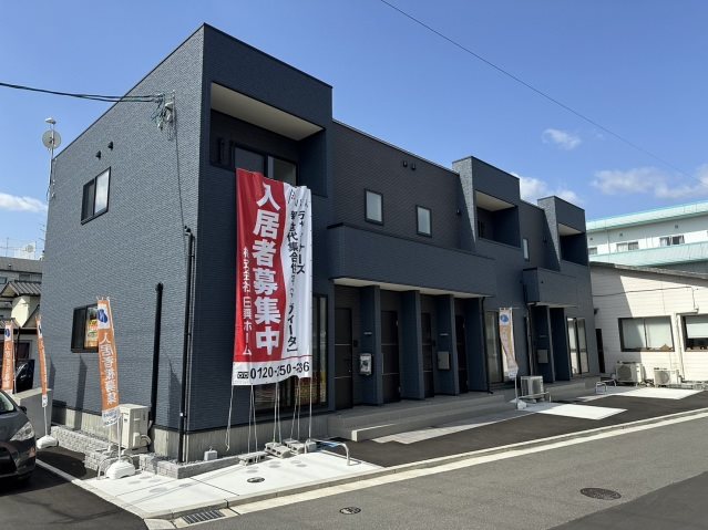 アヴニール新宮 203号室 外観