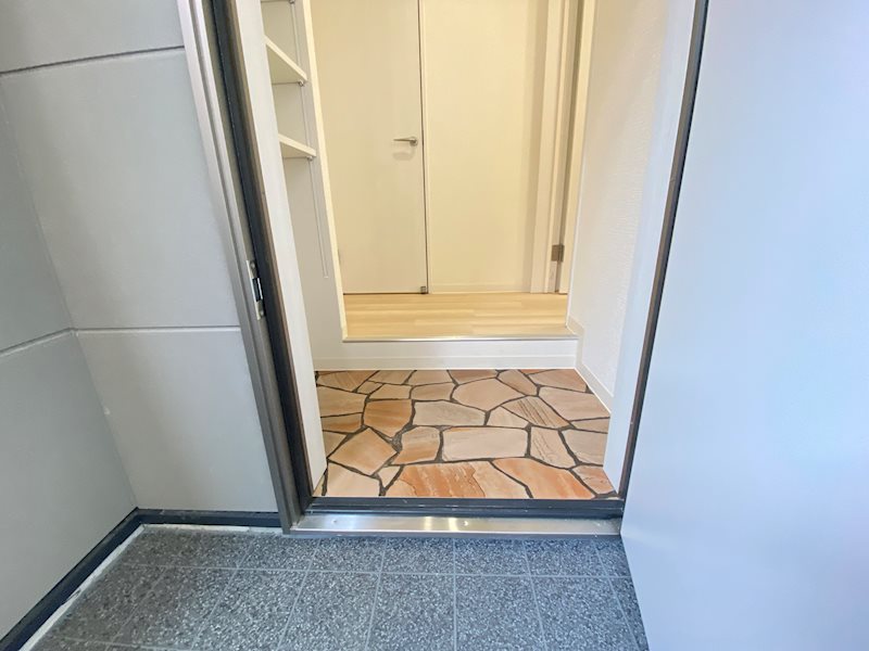 テキーラウルフ 玄関