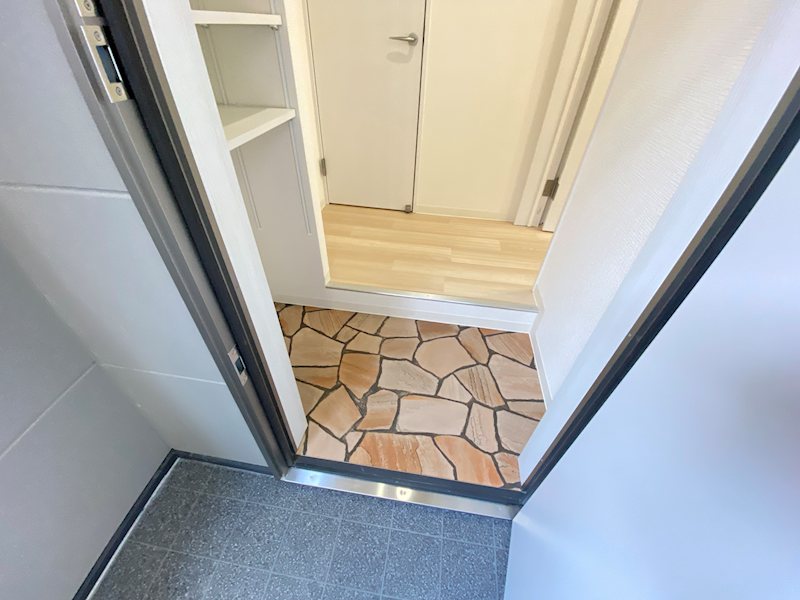 テキーラウルフ 玄関