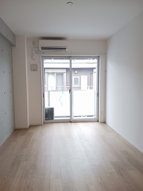 フォーム リビング