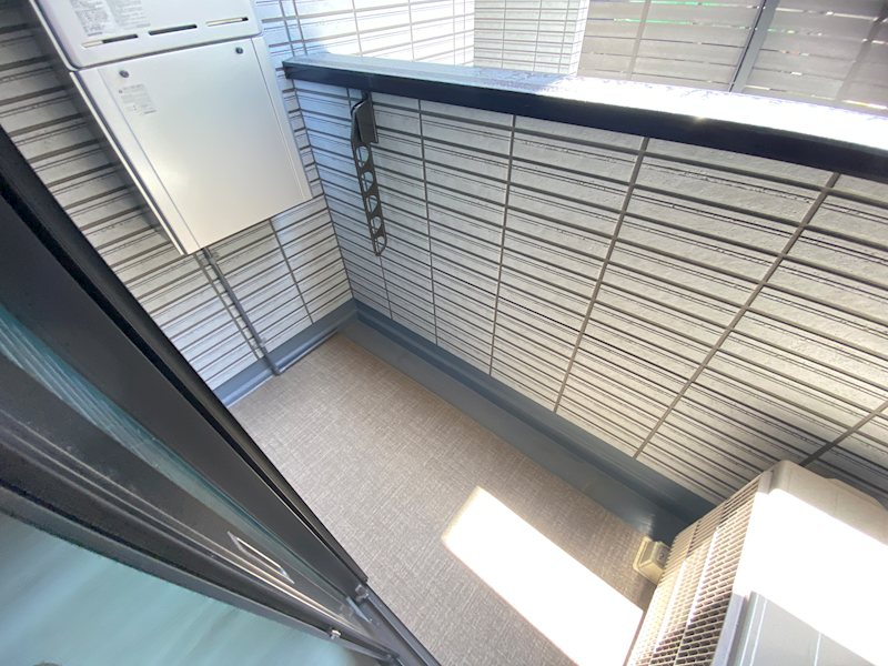 アレフガルド楽々園 ベランダ