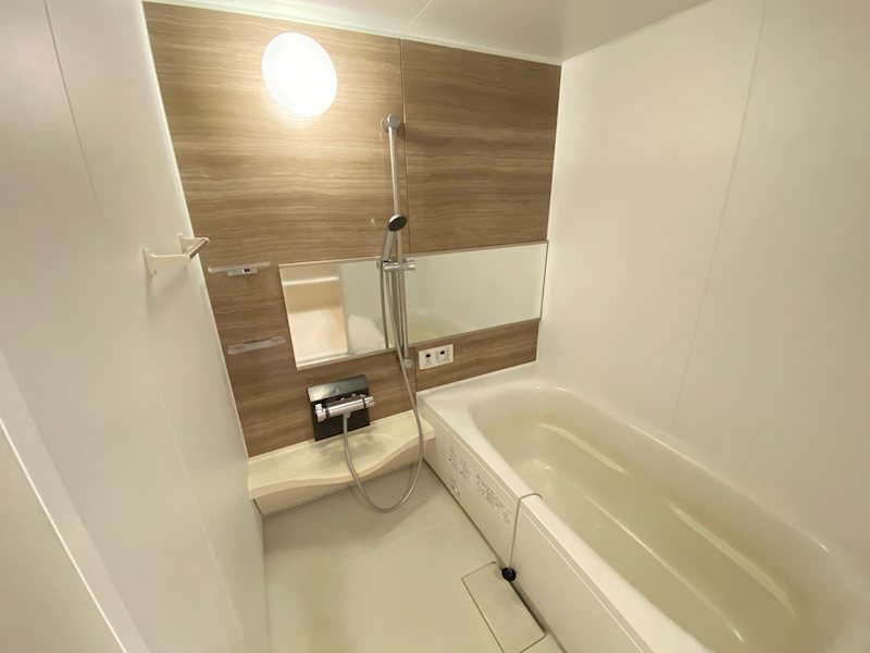 コリーヌ・Mont 風呂画像