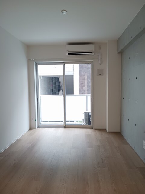 フォーム リビング